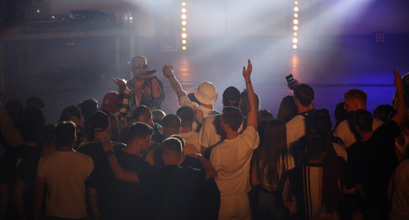 festyny, Biała Podlaska Studenci bawili amfiteatrze AWFalia [ZDJĘCIA] - zdjęcie, fotografia