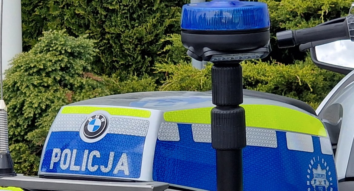 Komunikat policji, Biala Podlaska Najpierw ukradł telefon suplementy później wyrzucił - zdjęcie, fotografia