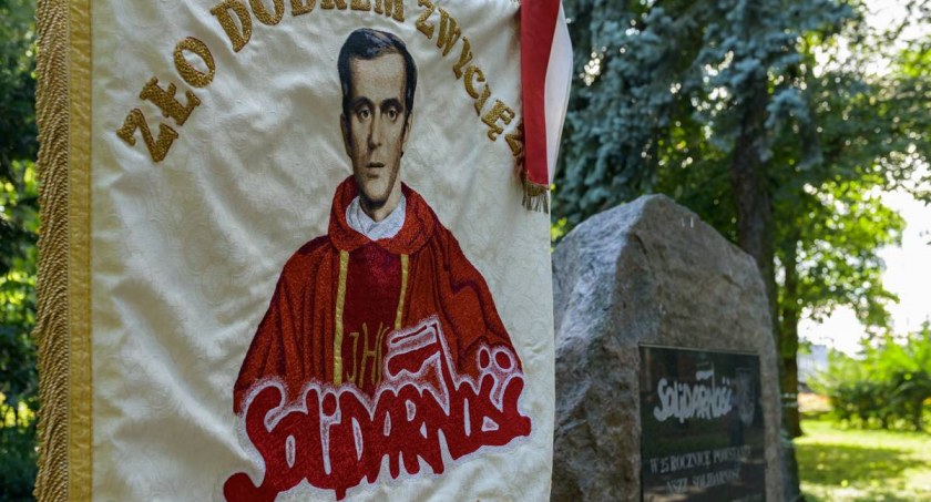 historia, Biała Podlaska Uczczą Dzień Solidarności Wolności Złożą kwiaty pomnikach - zdjęcie, fotografia