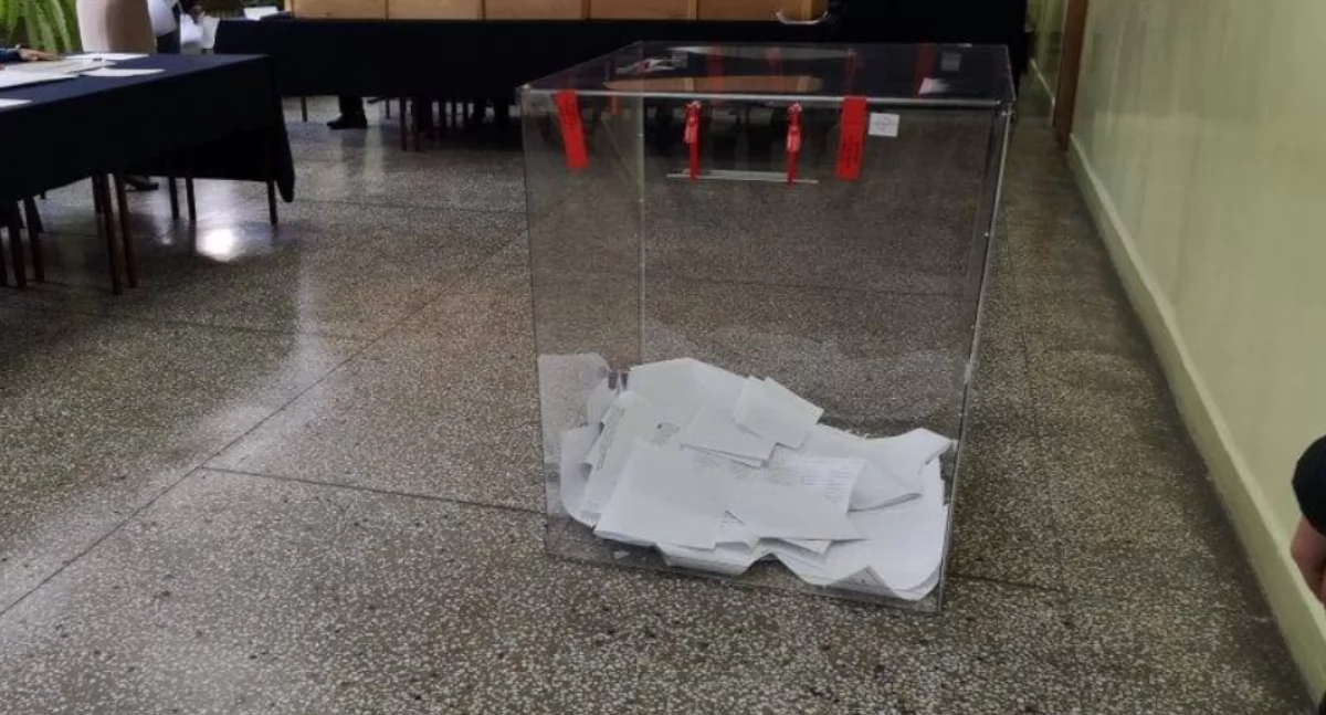 Sejm 2023, prognozę wyborczą okręgu Polski Największe poparcie parti rządzącej większość mandatów zdobywa opozycja - zdjęcie, fotografia