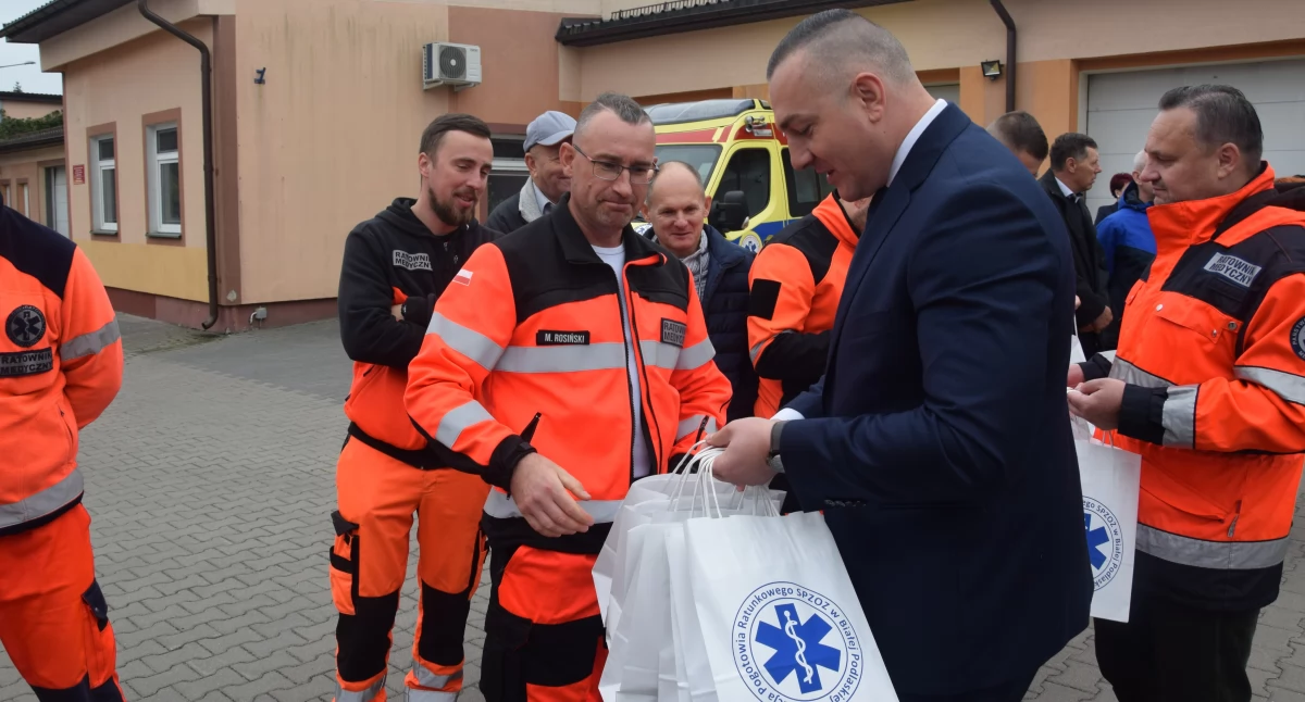 zdrowie, Biała Podlaska Świętowali Dzień Ratownika Medycznego Pogotowie otrzyma ambulanse - zdjęcie, fotografia