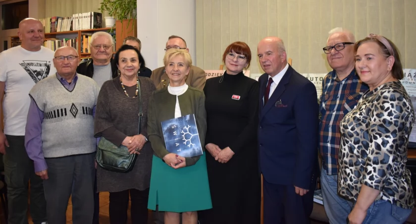 Biblioteka, Biała Podlaska Fascynujące spotkanie autorem książki „Świat starych gajówek Ślady wspomnienia - zdjęcie, fotografia