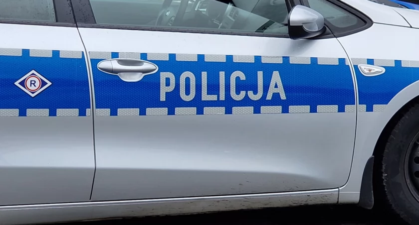 Oszustwo, Powiat bialski Myślał żona Przesłał kobiecie stracił pieniądze - zdjęcie, fotografia