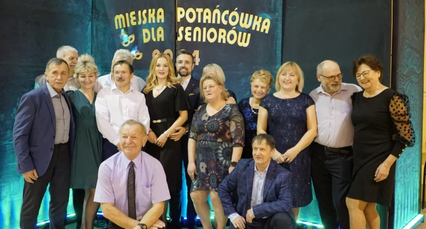 taniec, Seniorzy bawili parkiecie Białej Podlaskiej - zdjęcie, fotografia