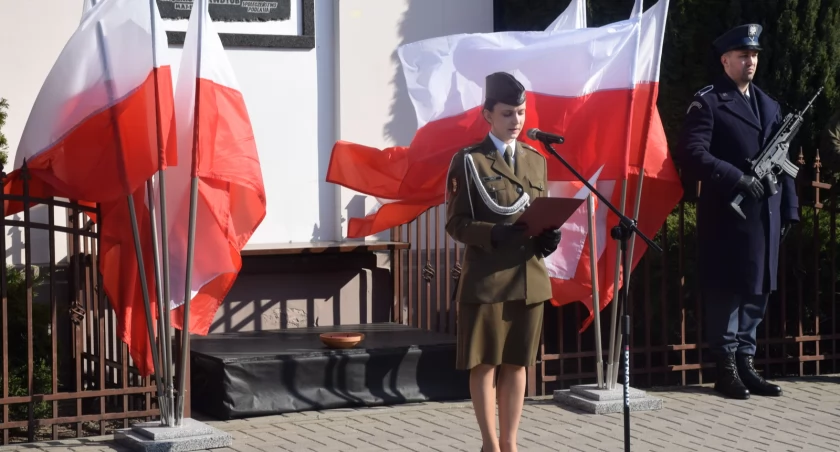 historia, Biała Podlaska pamięta Żołnierzach Wyklętych Złożono pamiątkowe kwiaty - zdjęcie, fotografia