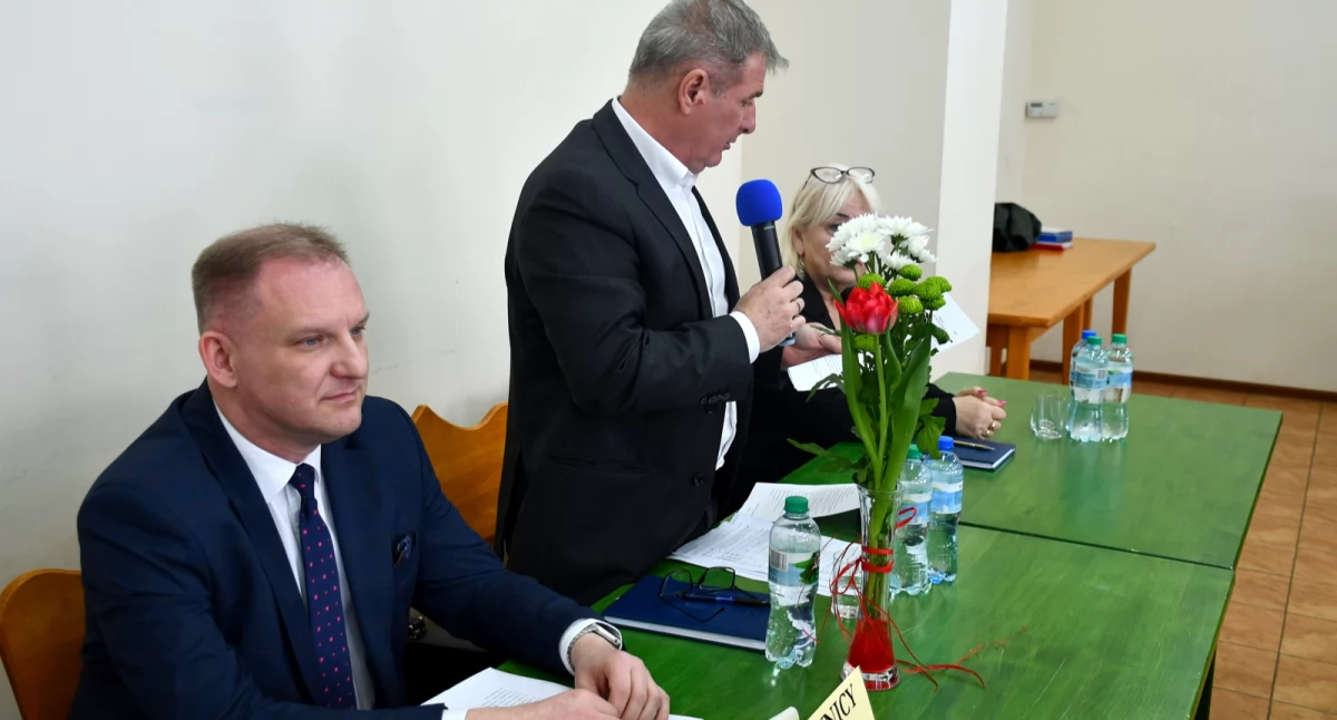 Urząd, Gmina Biała Podlaska jedna pierwszych przyjęła uchwałę przystąpieniu sprządzaniu planu zagospodarowania Duży rozwoju możliwości mieszkańców - zdjęcie, fotografia
