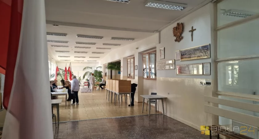 Radni, WYBORY kandydatów gminie Janów Podlaskie powalczy mandat radnego gminy Lista osób ubiegających głosy - zdjęcie, fotografia