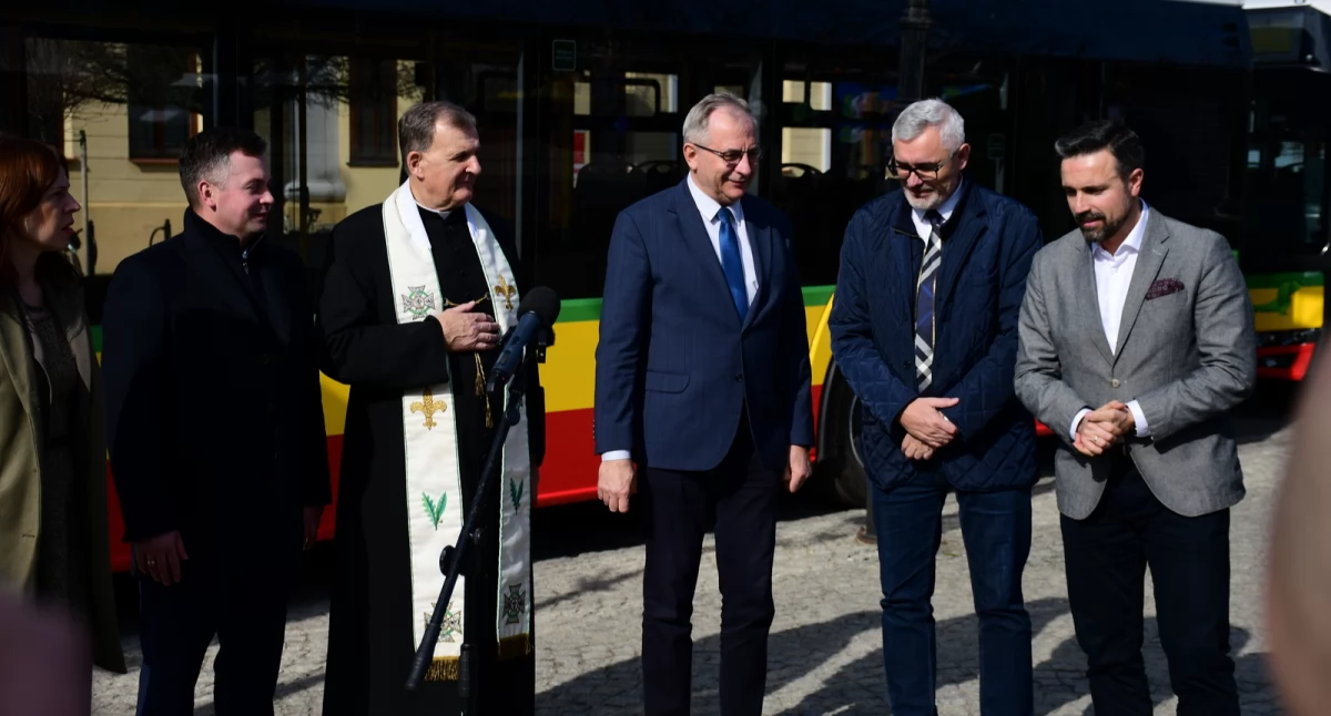 komunikacja, Nowoczesna flota autobusowa Białej Podlaskiej inwestycje komfort ekologię Solarisy monitoringiem klimatyzacją Wkrótce również linie - zdjęcie, fotografia