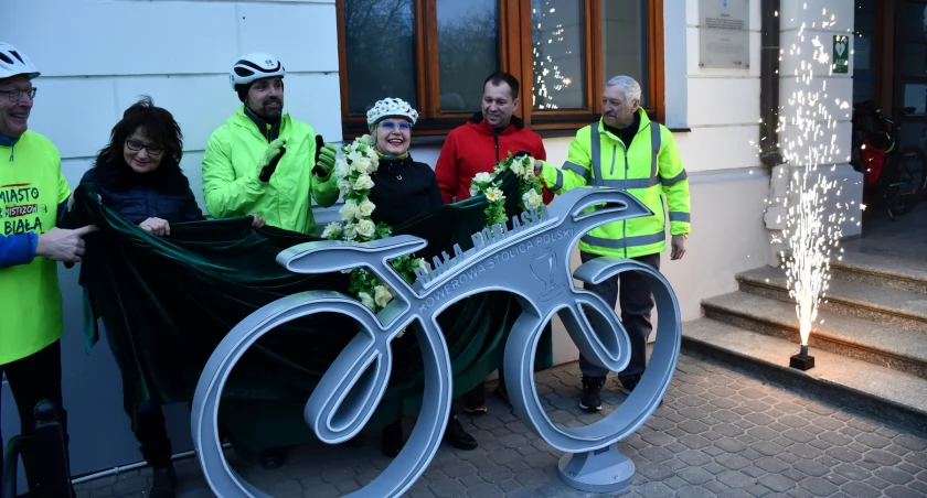 turystyka, Przywitali rowerach wiosnę Białej Podlaskiej rozpoczął sezon rowerowy - zdjęcie, fotografia