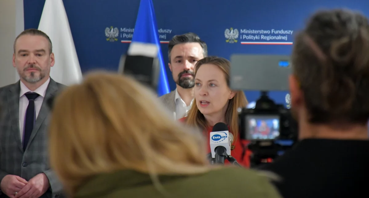 polityka, Program Rozwój Północno Wschodnich Obszarów Przygranicznych ogłoszony Białej Podlaskiej Wsparcie regionów granicy dotkniętych skutkami konfliktów - zdjęcie, fotografia