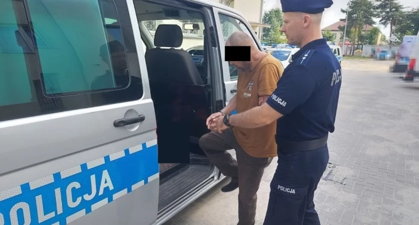 Granica, Dźgnął sąsiada podczas imprezy alkoholowej Sprzeczka Międzyrzecu Podlaskim - zdjęcie, fotografia