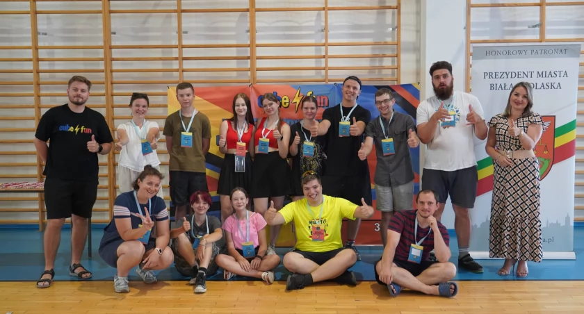 edukacja, Zakończenie zawodów speedcubingu pasjonaci kostki Rubika akcji - zdjęcie, fotografia