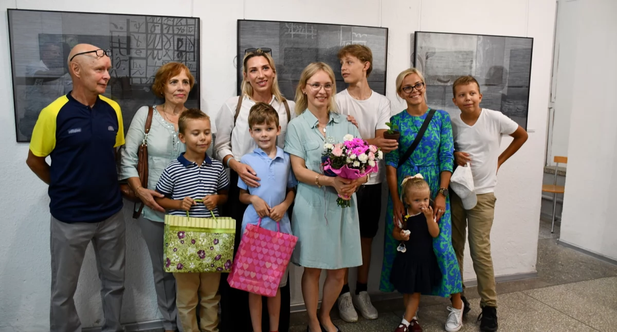 wystawy, Finisaż wystawy Marzeny Łukaszuk Obraz Niepodzielny Galerii Podlaskiej - zdjęcie, fotografia