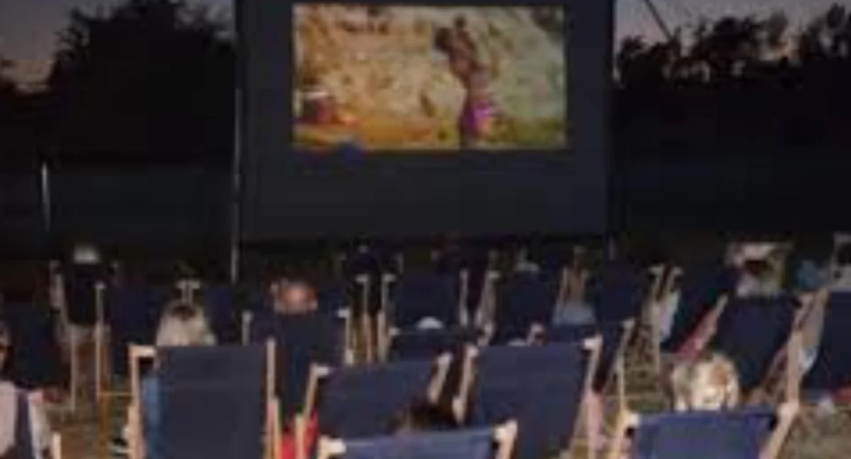 kino, Gwiazdami Plaży Porosiukach Wieczór pełen śmiechu filmem - zdjęcie, fotografia