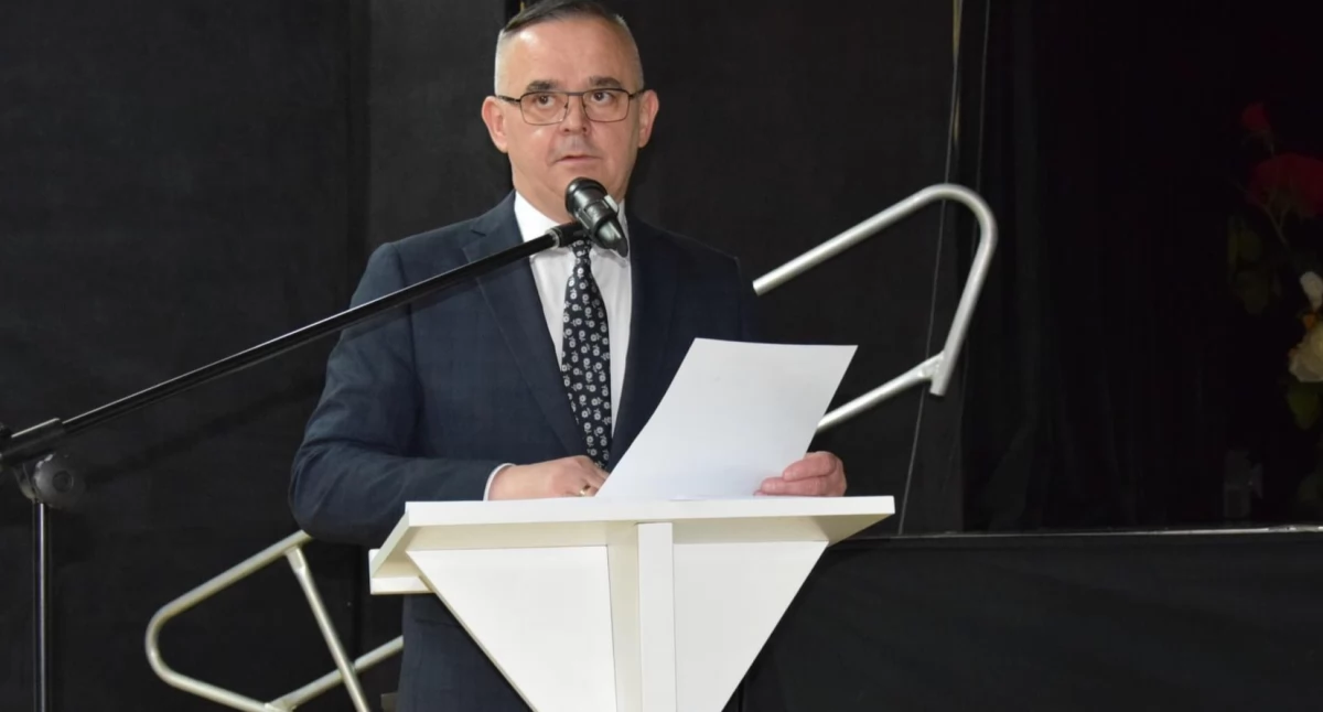 Urząd, Powiat bialski zmaga brakiem dostępu pomocy stomatologicznej komunikat Starosty bialskiego Mariusza Filipiuka - zdjęcie, fotografia