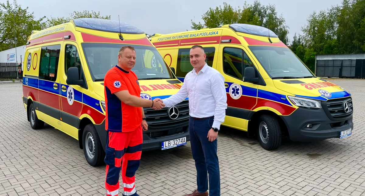 zdrowie, Nowoczesne ambulanse Pogotowia Ratunkowego Białej Podlaskiej - zdjęcie, fotografia