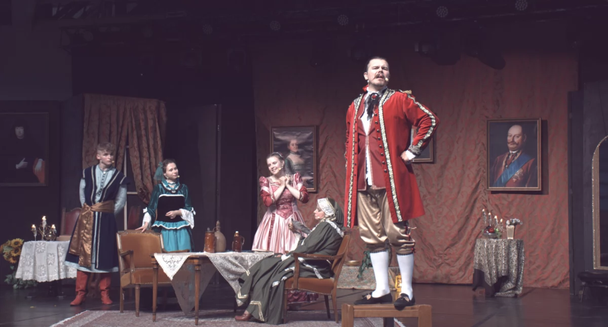 teatr, Premiera spektaklu Panie Kochanku wykonaniu Teatru Słowa Białej Podlaskiej - zdjęcie, fotografia