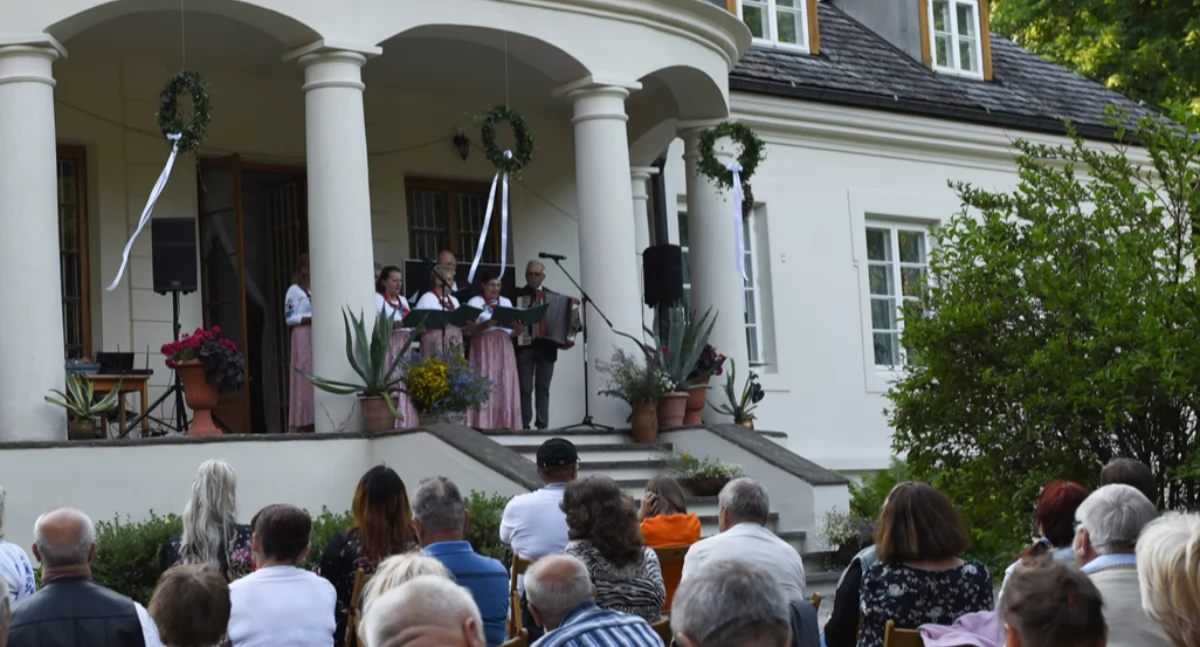 Źródło: Muzeum Józefa Ignacego Kraszewskiego w Romanowie 