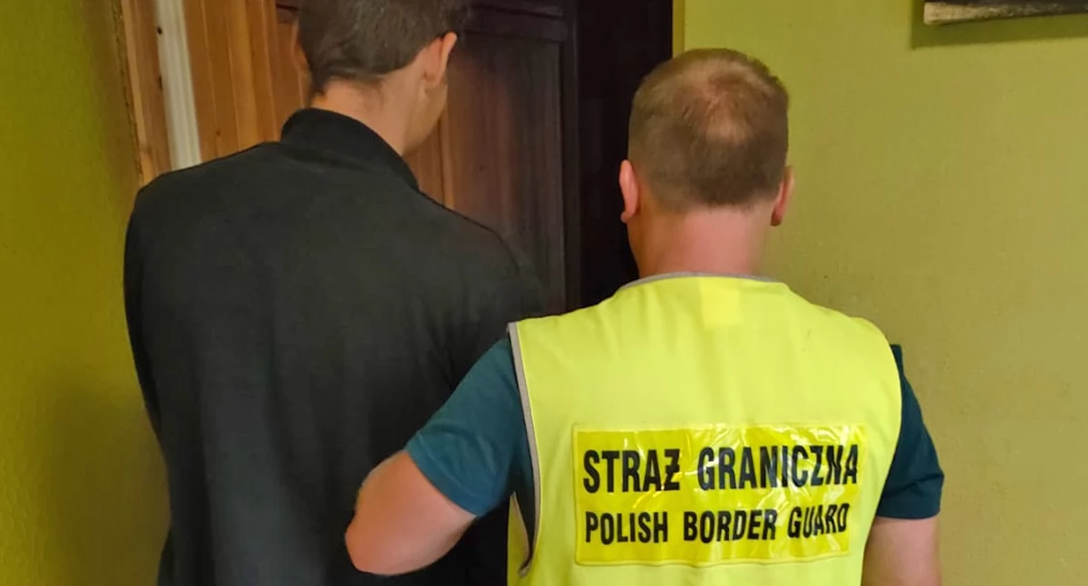 Komunikat policji, Zatrzymania cudzoziemców rozbicie grupy przemytniczej szlaku białoruskim - zdjęcie, fotografia