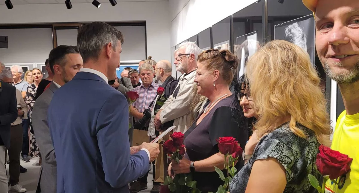 ludzie, Jesienne atrakcje Białej Podlaskiej Rowerowy Tango Chmurką Święto Patrona Miasta - zdjęcie, fotografia