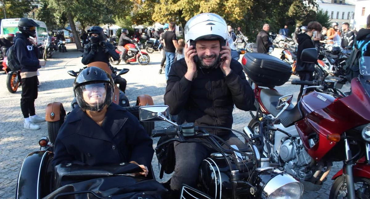 Moto, silników zapach benzyny Biała Podlaska gościła miłośników dwóch kółek Zakończeniu Sezonu Motocyklowego - zdjęcie, fotografia
