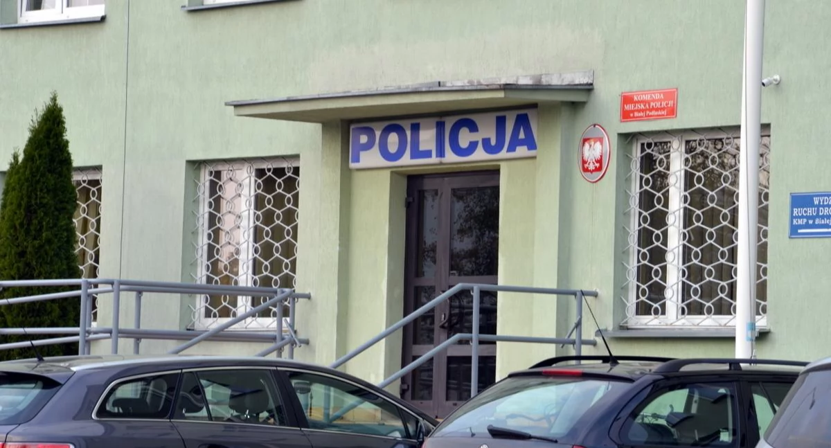 Komunikat policji, Debata społeczna Białej Podlaskiej uchronić seniorów przed oszustwami - zdjęcie, fotografia