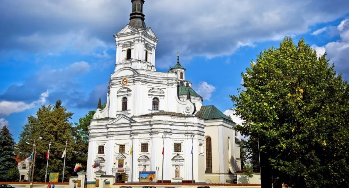 konkurs, Powiatowe Kodeńskie Spotkania Poezją Pieśnią Maryjną hołd złożony Janowi Pawłowi Konkurs recytatorsko wokalny miłośników poezji muzyki sakralnej - zdjęcie, fotografia