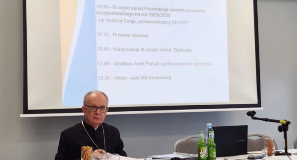 kościół, Kościół wobec wyzwań współczesności Ogólnopolskie spotkanie duszpasterzy Kodniu - zdjęcie, fotografia