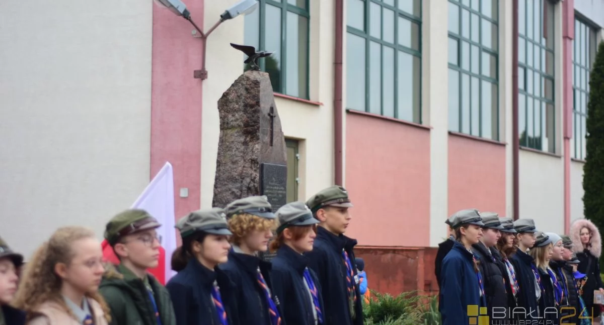 historia, Niepodległość sercu Łomaz Uroczyste obchody listopada bogatym programem szczegóły wewnątrz - zdjęcie, fotografia