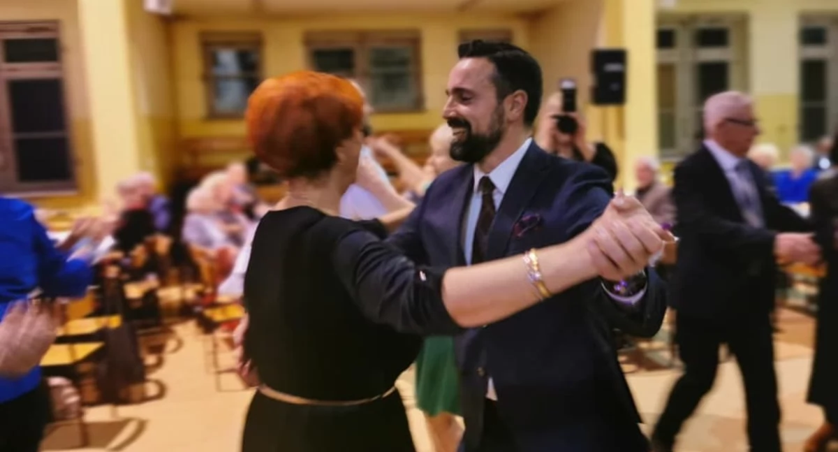 Ogólna, Roztańczone serca Białej Podlaskiej miejska potańcówka seniorów Muzyka wspomnienia magiczna zabawy - zdjęcie, fotografia