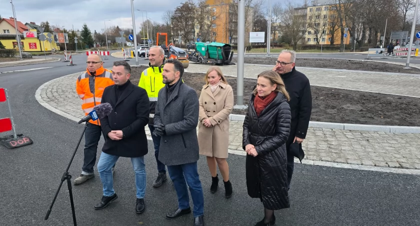 Inwestycje, rondo ulicy Warszawskiej Białej Podlaskiej dziś będzie otwarte! Kończą duże utrudnienia części miasta - zdjęcie, fotografia