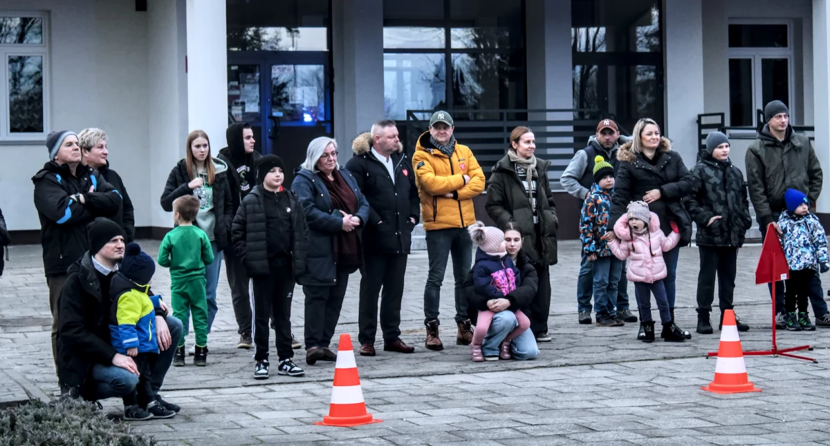 ludzie, Finał WOŚP Leśnej Podlaskiej - zdjęcie, fotografia