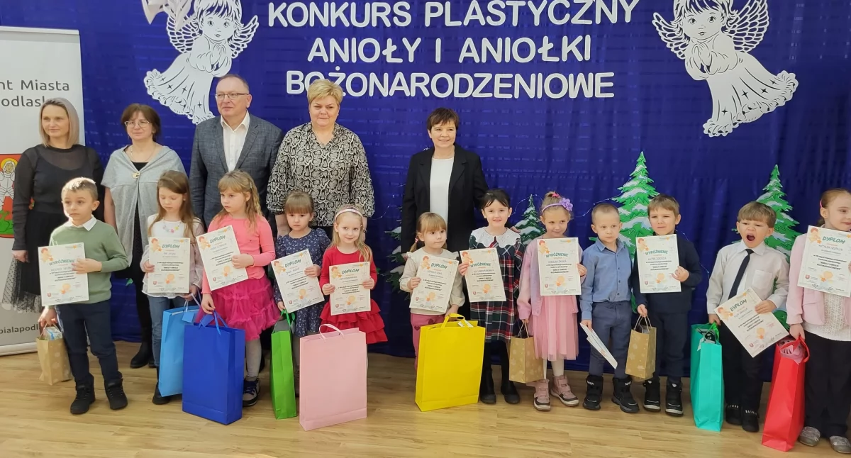 konkurs, Międzyprzedszkolny Konkurs Plastyczny „Anioły Aniołki Bożonarodzeniowe” Białej Podlaskiej - zdjęcie, fotografia