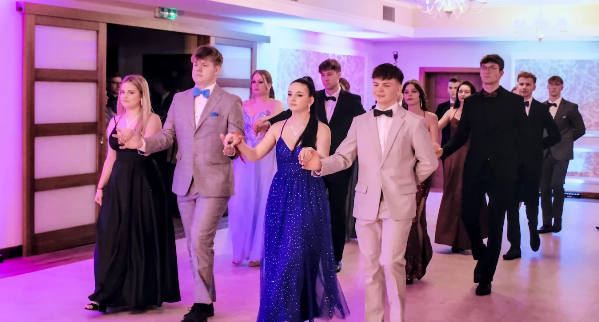 Studniówka 2025, Studniówkowy Krzysztofa Kamila Baczyńskiego Białej Podlaskiej - zdjęcie, fotografia