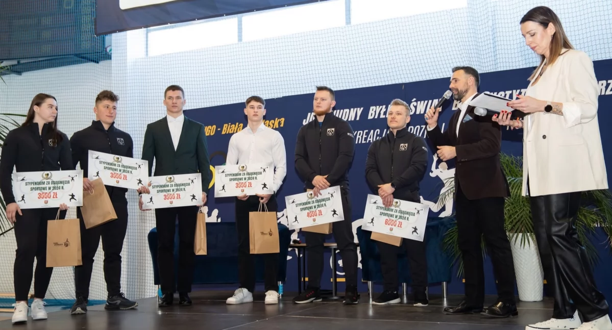 inne, Sportowe stypendia najlepszych zawodników Białej Podlaskiej - zdjęcie, fotografia