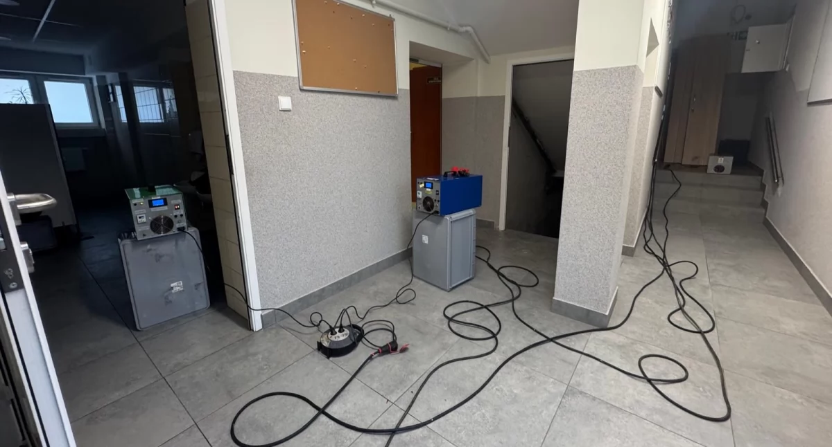 Artykuł sponsorowany, Najczęstsze błędy podczas sprzątania zalaniu uniknąć - zdjęcie, fotografia