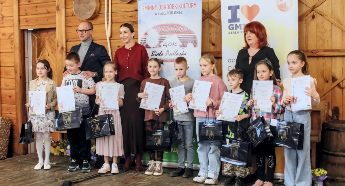 konkurs, Nagrody wręczone! Rozstrzygnięcie Gminnego Konkursu Tradycji Wielkanocnej Perkowicach - zdjęcie, fotografia