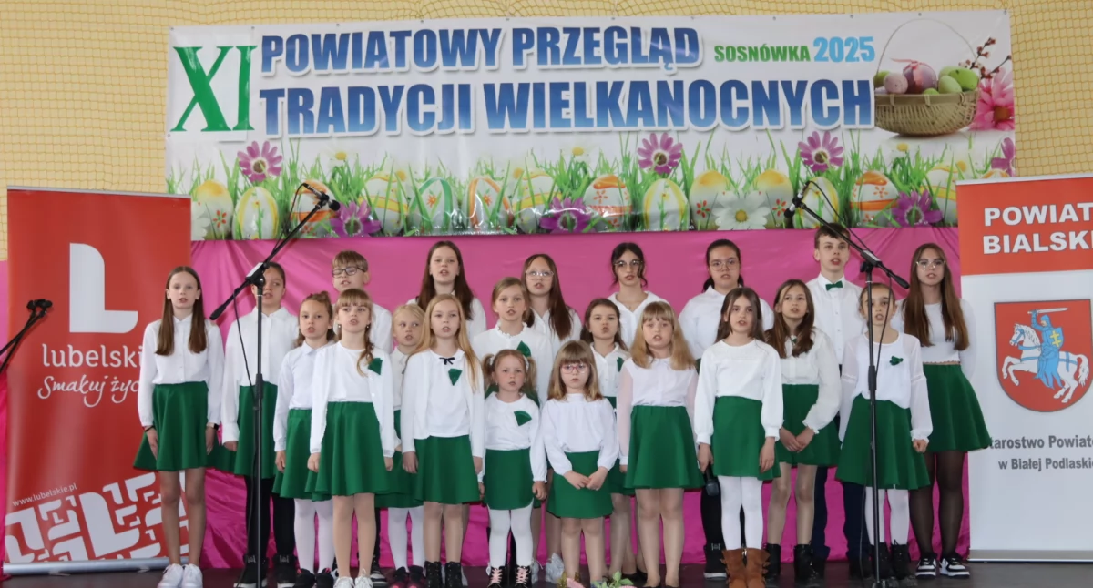 ludzie, Muzyka tradycja rękodzieło podsumowanie Powiatowego Przeglądu Tradycji Wielkanocnych Sosnówce - zdjęcie, fotografia
