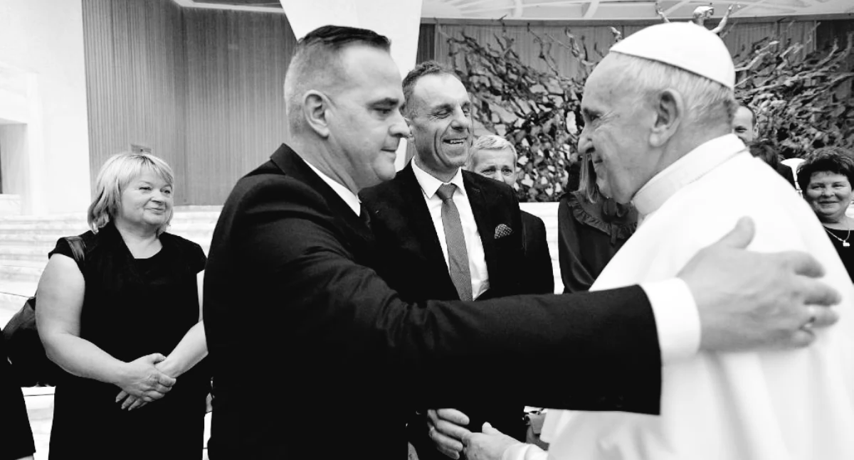 ludzie, Papież Franciszek żyje Wzruszające wspomnienie wizyty rolników powiatu bialskiego Watykanie - zdjęcie, fotografia