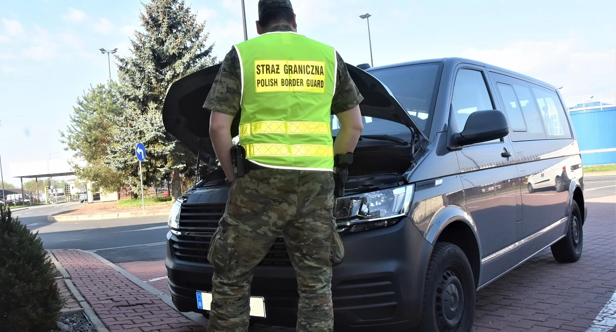 Granica, Sukces Nadbużańskiej Straży Granicznej Odzyskany Terespolu Volkswagen Transporter wartości poszukiwany Niemczech - zdjęcie, fotografia