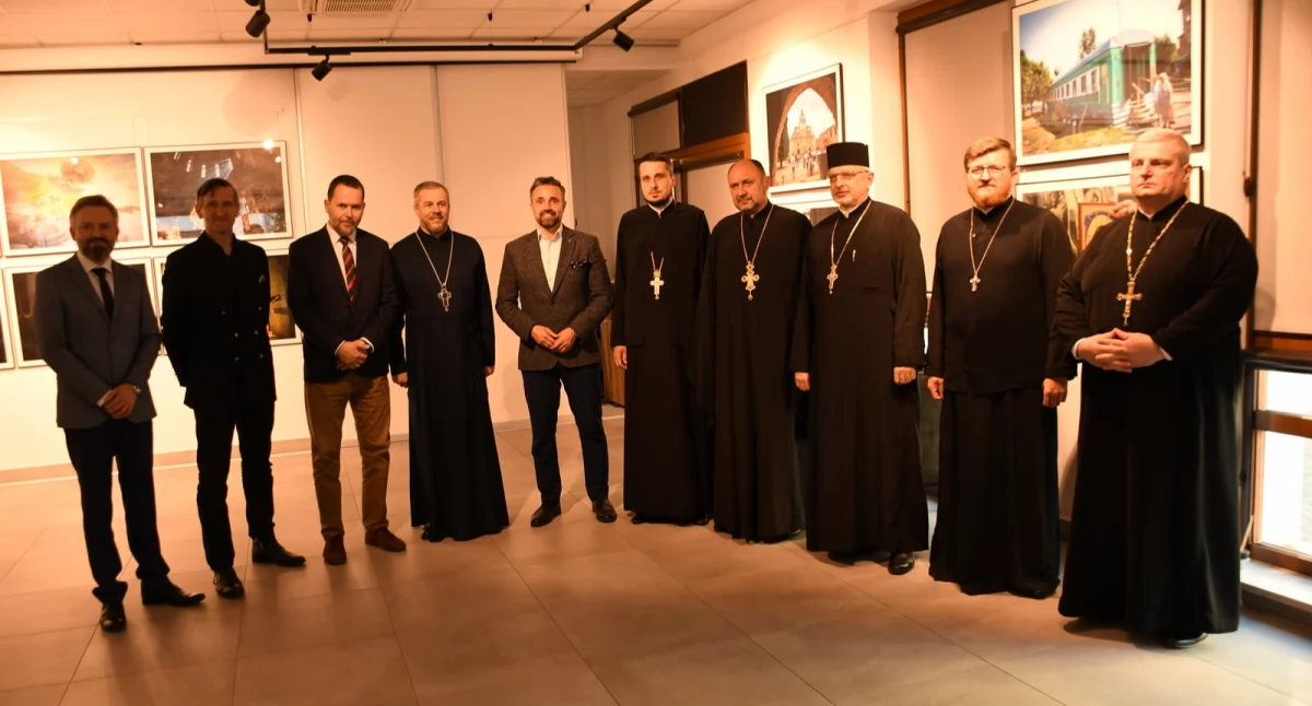 wystawy, Focus Orthodoxy prawosławie obiektywie Aleksandra Wasyluka Fascynująca podróż przez świat prawosławnej wiary Bialska Galeria Fotografii - zdjęcie, fotografia