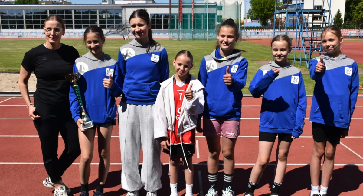 Lekkoatletyka , Półfinały Wojewódzkie Igrzysk Dzieci Trójboju Lekkoatletycznym sportowe emocje stadionie Białej Podlaskiej - zdjęcie, fotografia