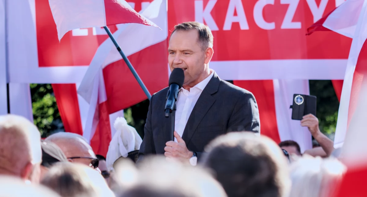 polityka, Kandydat Prezydenta Białej Podlaskiej Spotkanie Karolem Nawrockim Placu Wolności - zdjęcie, fotografia