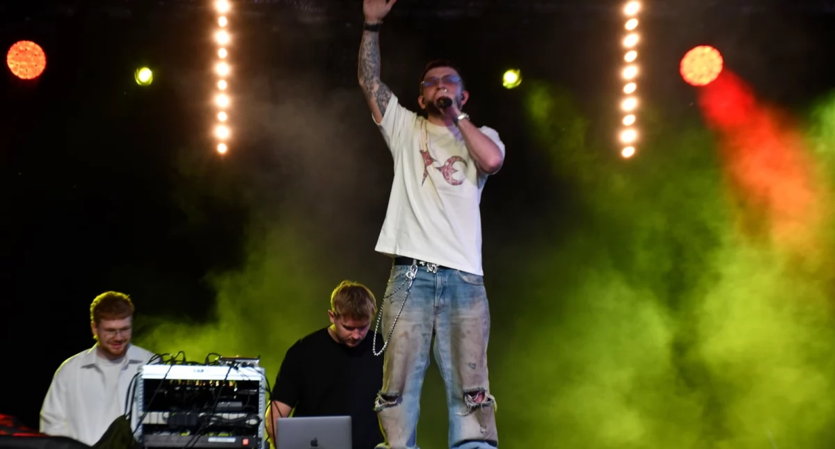 koncerty, Polska rozgrzał Białą Podlaską! Energetyczny koncert gwiazdy uświetnił Miasta - zdjęcie, fotografia