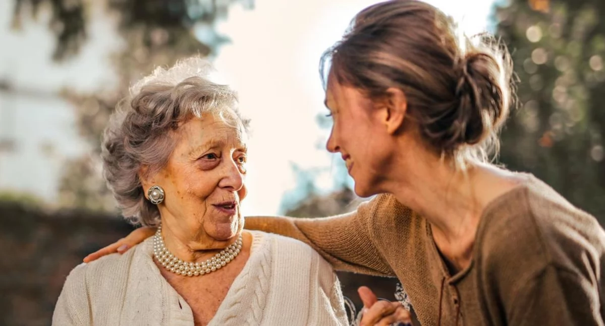 ludzie, Międzyrzec bliżej seniorów uroczysta inauguracja programu Gmina Przyjazna Seniorom weekend - zdjęcie, fotografia