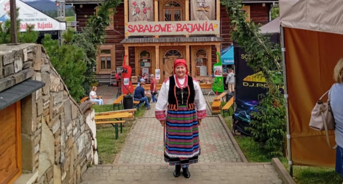 Zespoły Ludowe, miejsce Jadwigi Panasiuk Sabałowych Bajaniach sukces sercem tradycją - zdjęcie, fotografia