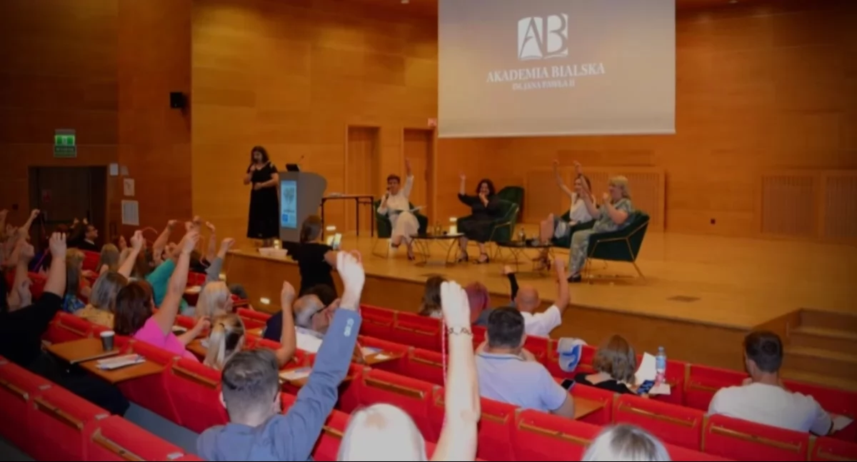 ludzie, Dzieci potrzebują dorosłych którzy przestają wierzyć Konferencja „Uzdrowić Dziecko” wrześniu Białej Podlaskiej - zdjęcie, fotografia
