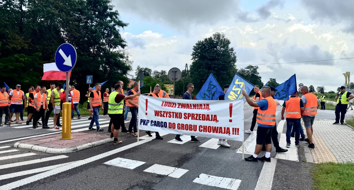 polityka, Zablokowali Styrzyńcu upomnieć kolej Maszyniści domagają zmian polityce transportowej Polsce dlaczego muszą wyjść drogę - zdjęcie, fotografia