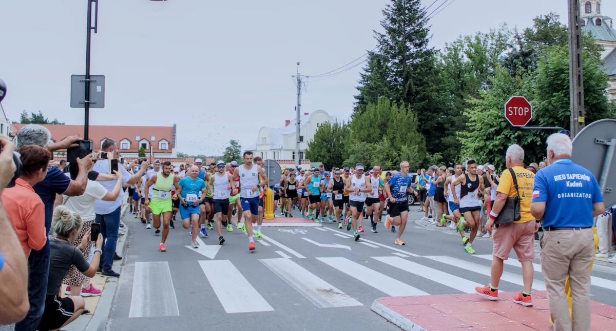ludzie, Sportowe święto Kodniu Sapiehów Marsz Bugiem - zdjęcie, fotografia
