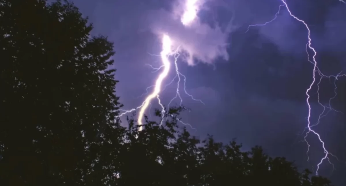 Meterologia, Silne burze gminą Biała Podlaska obowiązuje ostrzeżenie stopnia - zdjęcie, fotografia